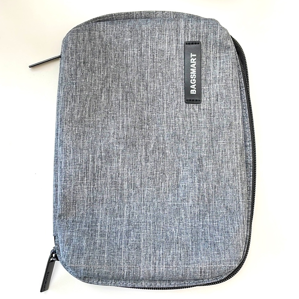 Bagsmart wire/cord organizer bag
